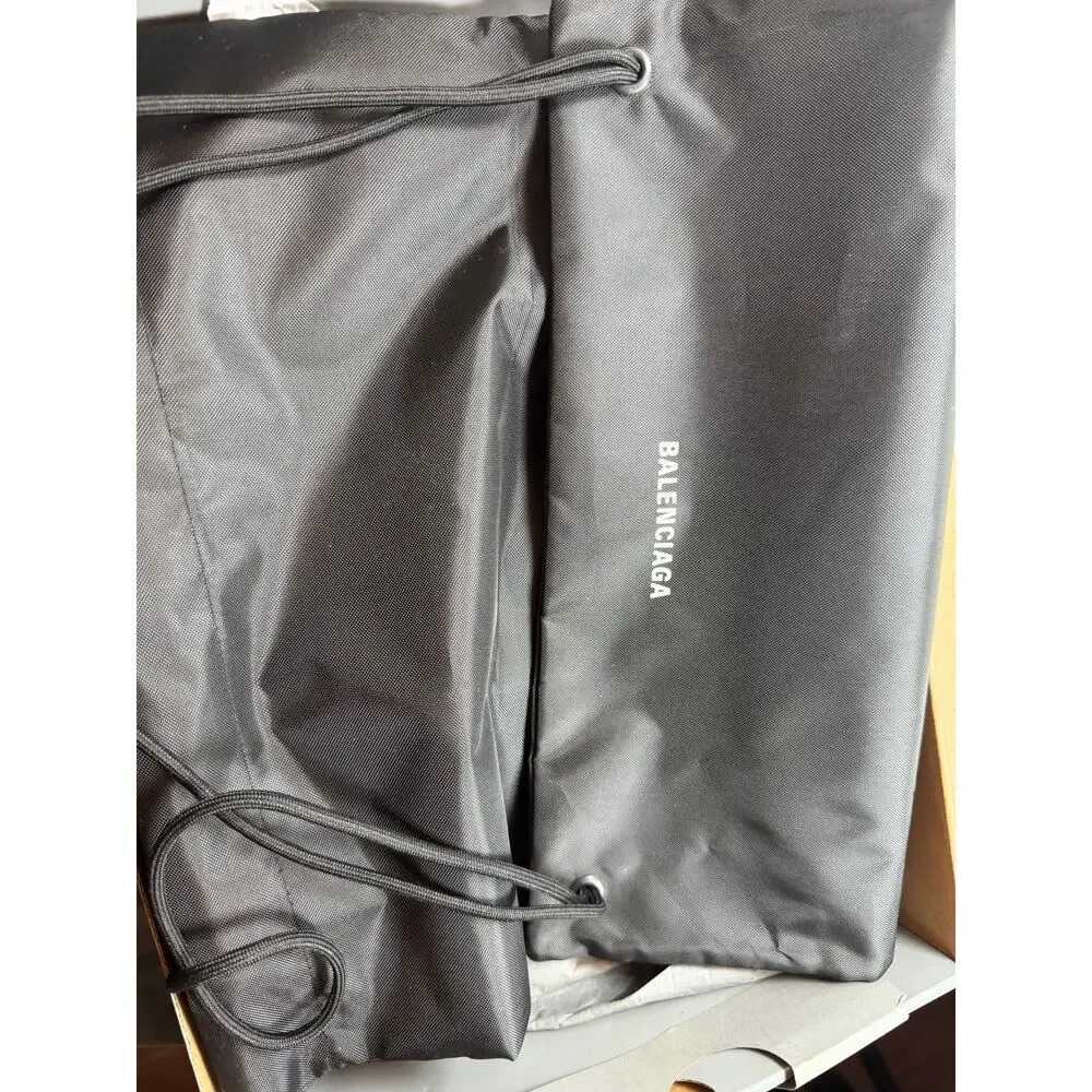 Size 39EU/6US - Balenciaga Runner Multicolor NEW